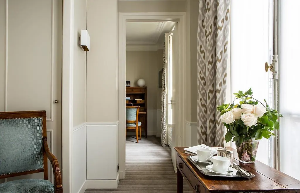 Des Saints Peres - Esprit De France 4*
