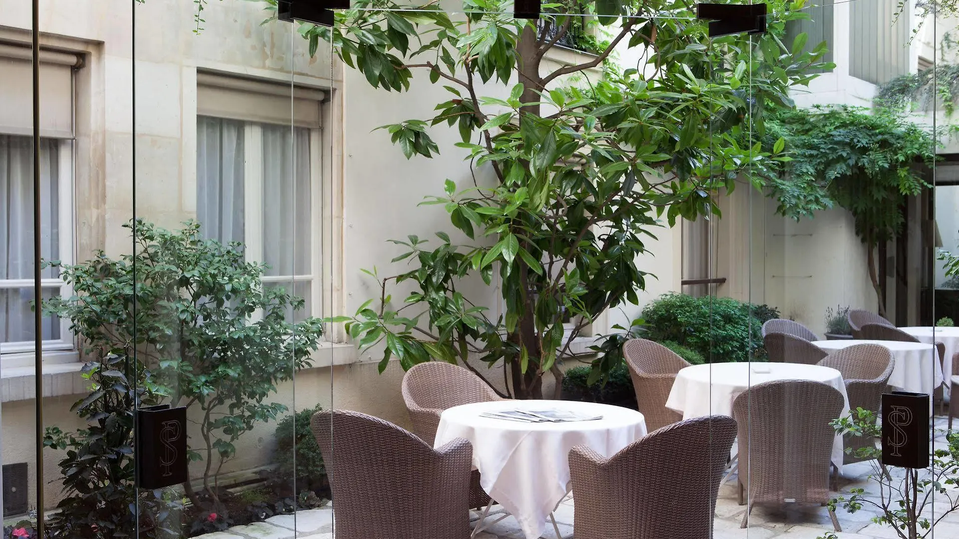 Hotel Des Saints Peres - Esprit De France 4*